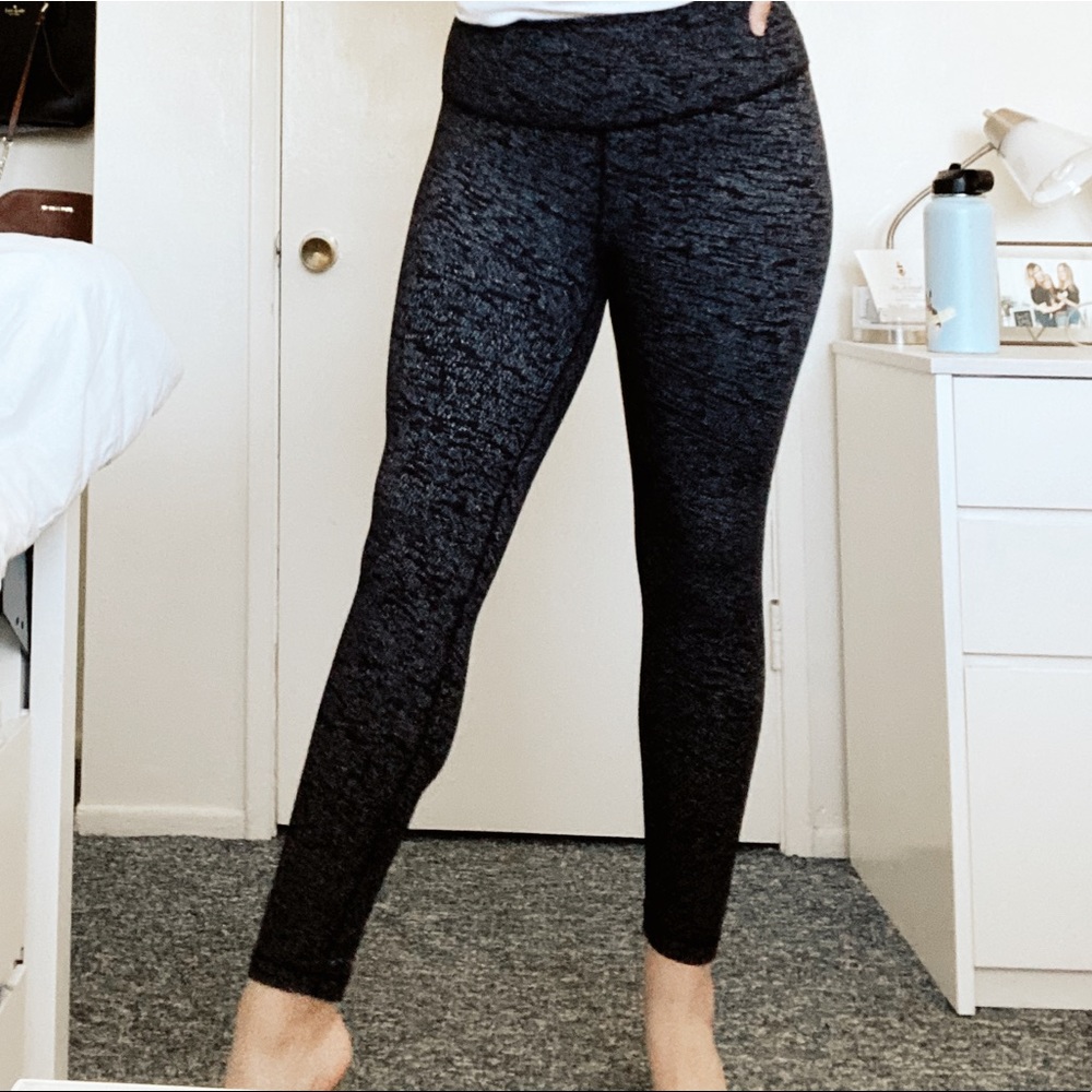 Lululemon Black + White High Waist Wunder Under